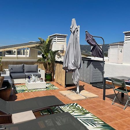Appartement Avec Terrasse Sur Le Toit Vue Mer Roses Exteriér fotografie